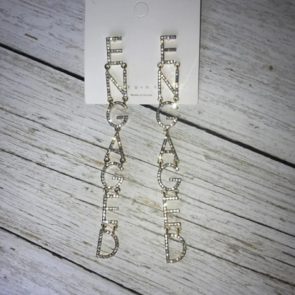 ❤IN STOCK❤5⭐ Rhinestone ENGAGED Dangle Earrings - Picture 4 of 6